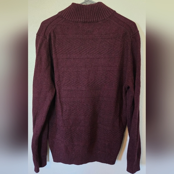 Marc Anthony Maroon Cable Knit Sweater Size Large - Picture 2 of 7